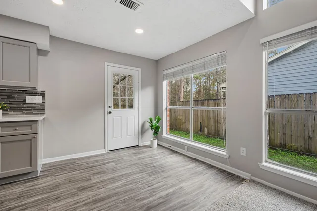 $1,800 | 17318 Broken Back Drive, Crosby, TX 77532