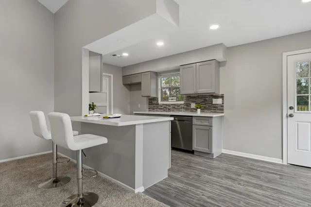 $1,800 | 17318 Broken Back Drive, Crosby, TX 77532