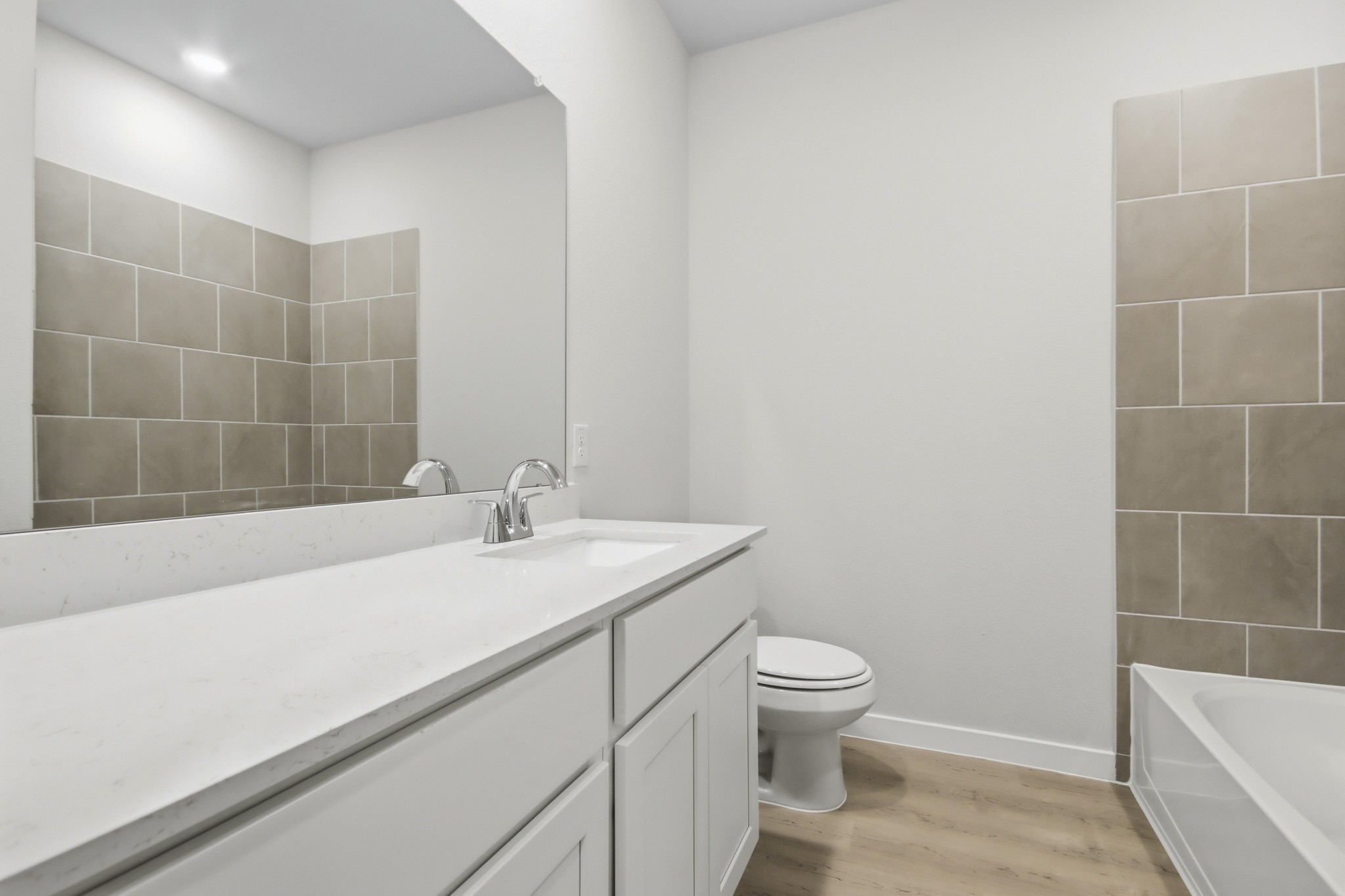 9728 Caney Bend Road Conroe, TX 77303 - Photo 13 of 25 Gallery Image 13