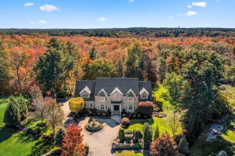 85 Colts Crossing Canton, MA 02021 - Photo 2 of 38 a view of a house with outdoor space and sitting area