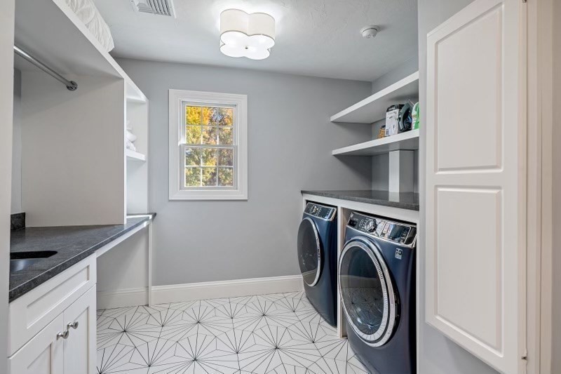 85 Colts Crossing Canton, MA 02021 - Photo 26 of 38 a utility room with dryer and washer