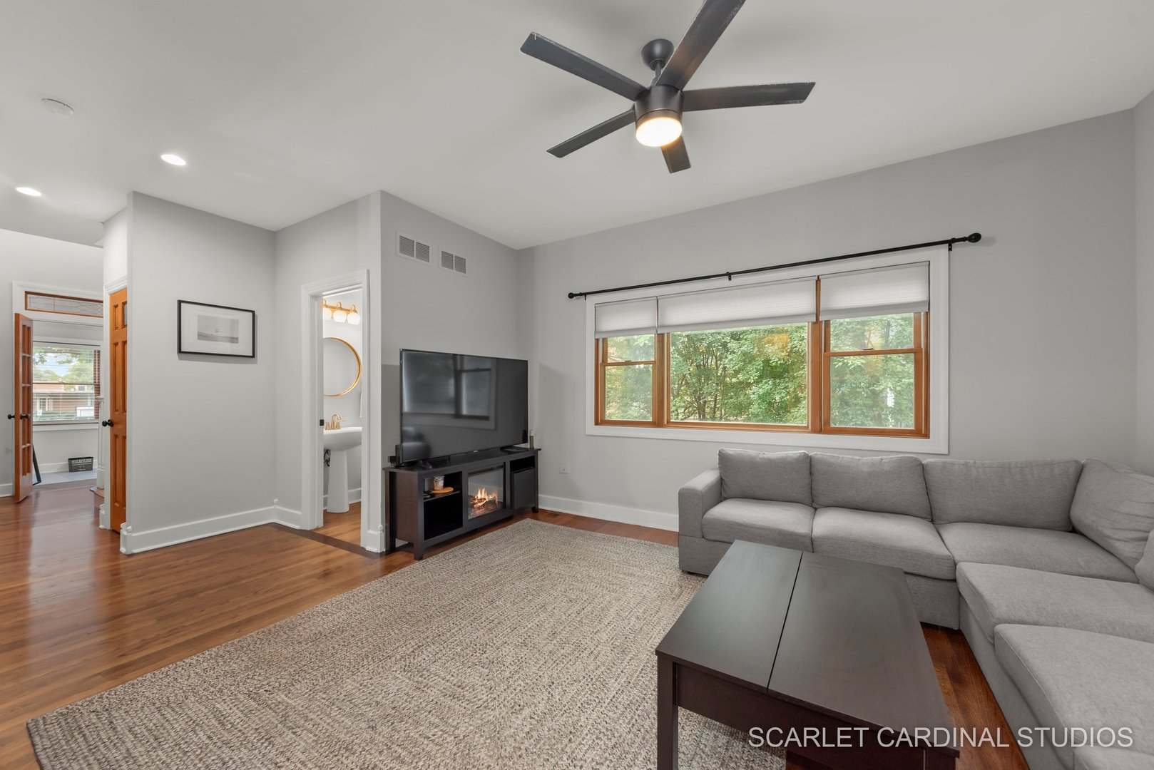 5738 Dunham Road Downers Grove, IL 60516 - Photo 12 of 24 Gallery Image 12