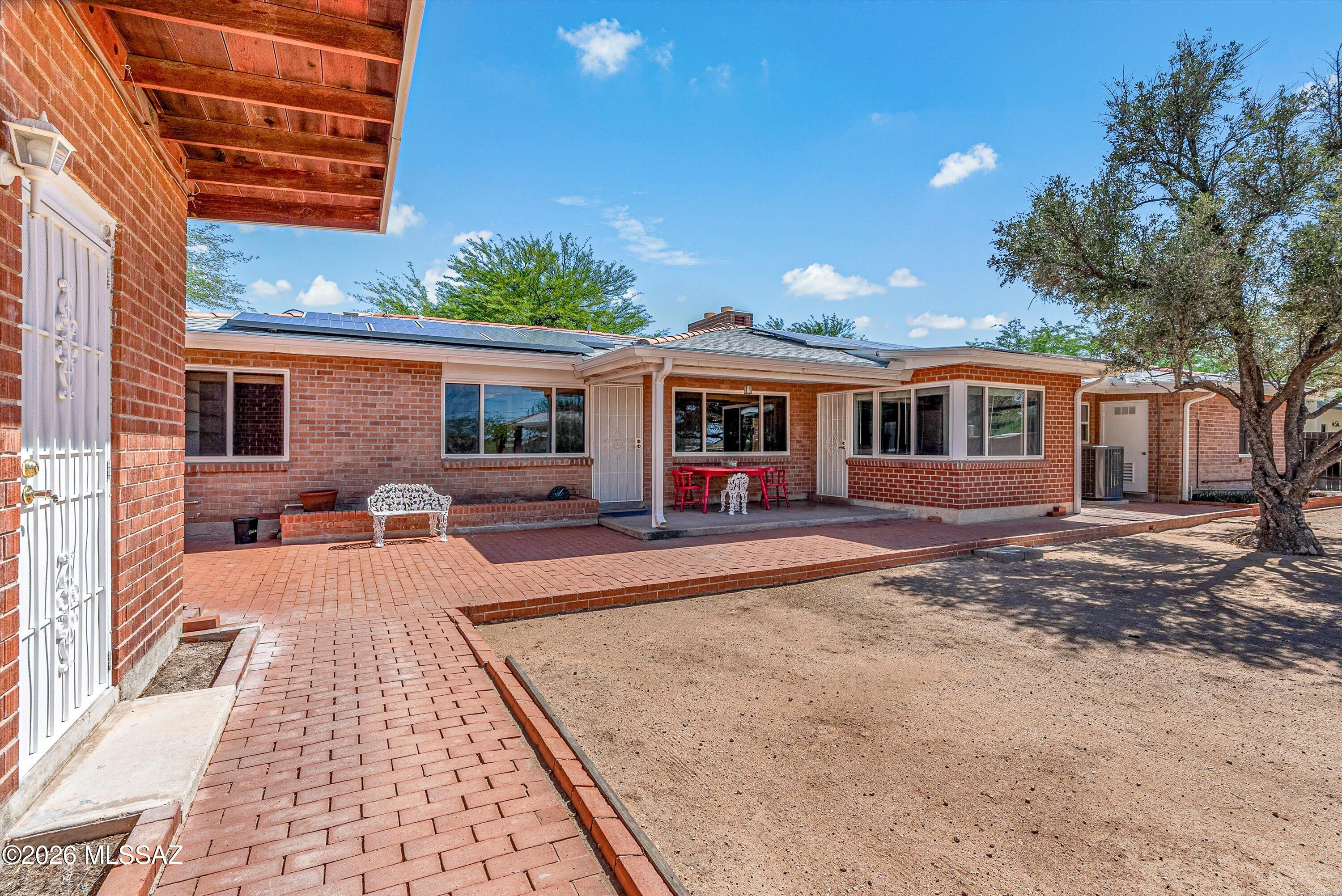 2107 East Lind Road Tucson, AZ 85719 - Photo 37 of 43 front view of a house with a patio