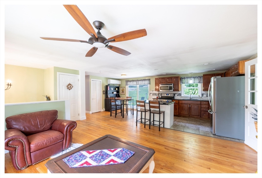 85 Larned Road Oxford, MA 01540 - Photo 3 of 34 Gallery Image 3