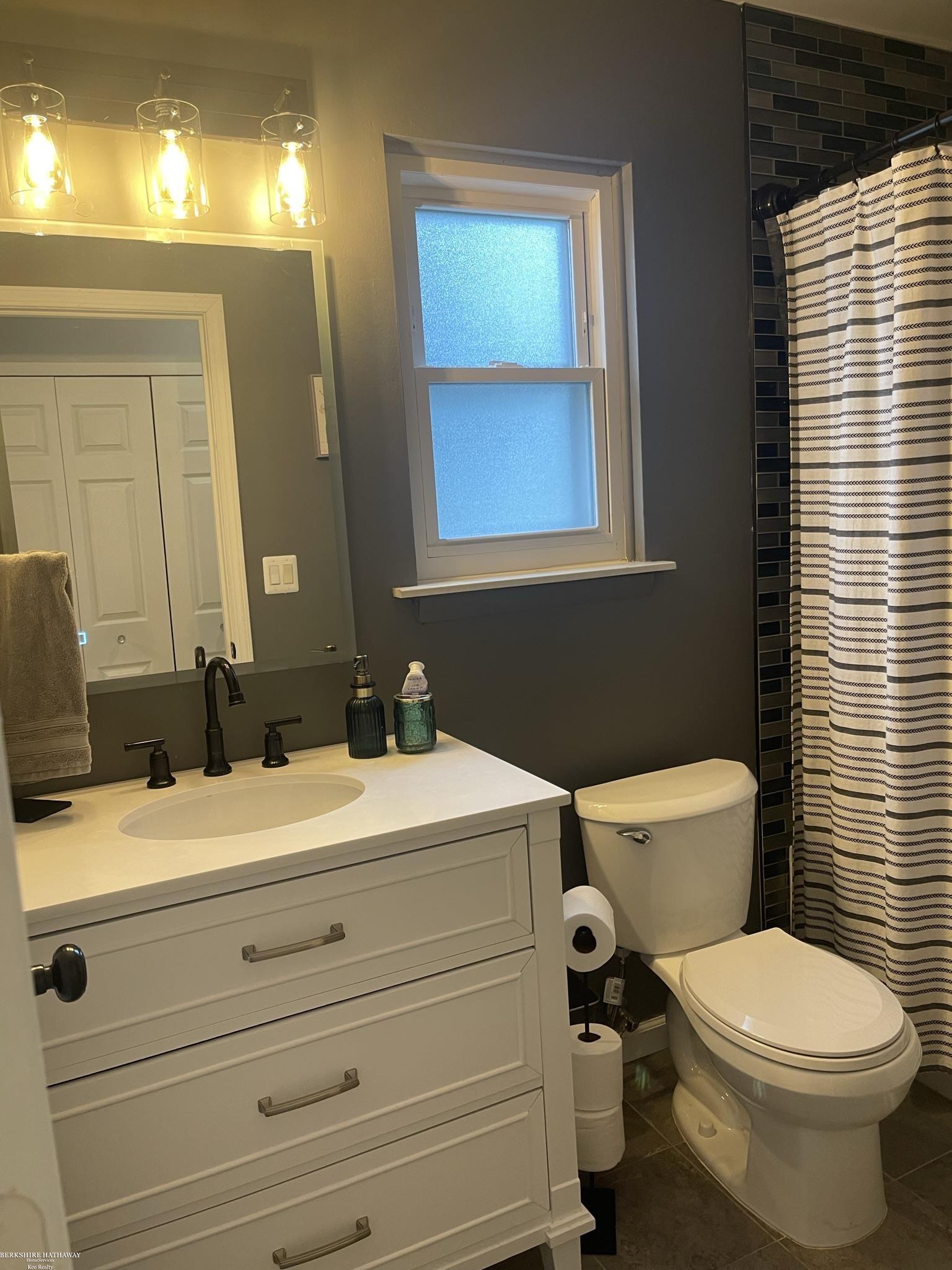 8401 18 18 Mile Road, Unit 1A Sterling Heights, MI 48313 - Photo 12 of 24
