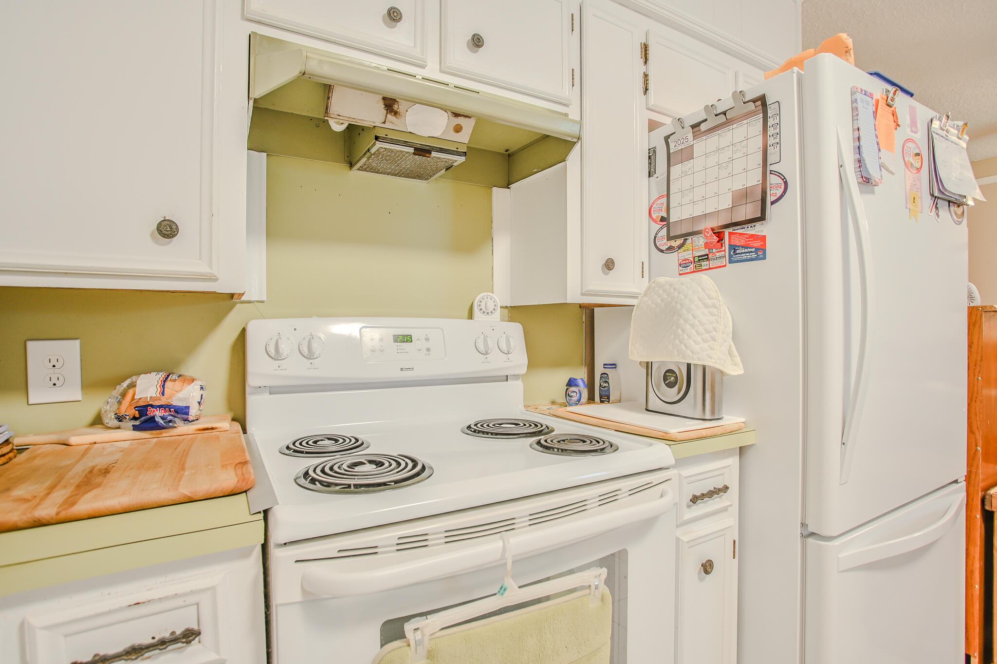 720 South 23rd Street Slaton, TX 79364 - Photo 35 of 46 a utility room with a washer and dryer