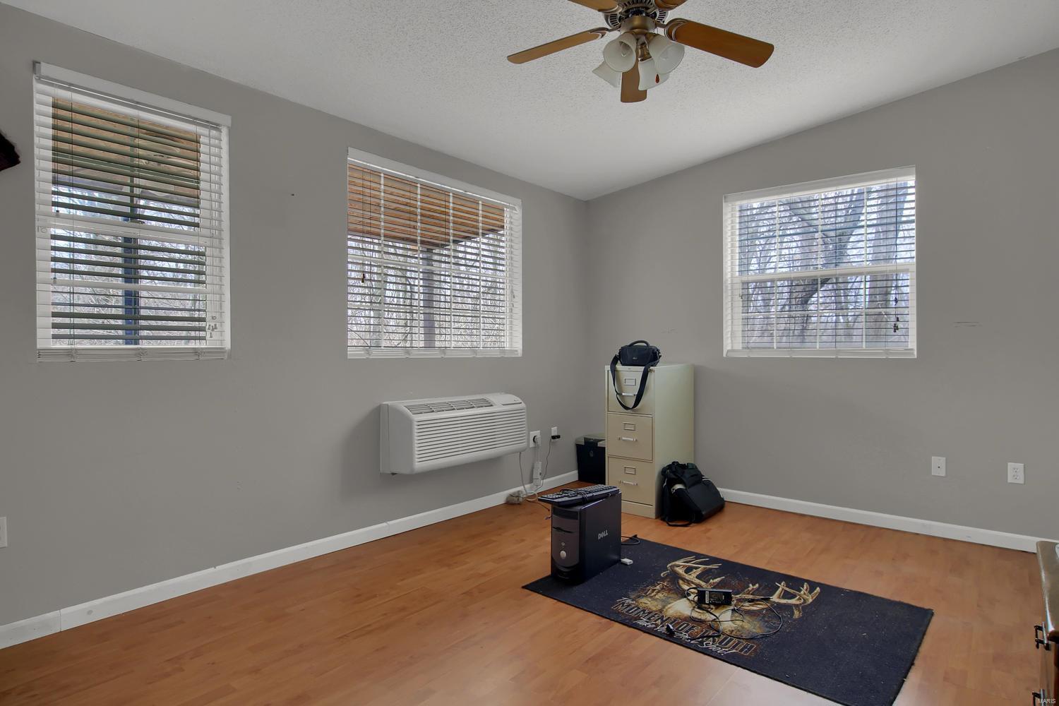 2623 Steinkoenig School Road Highland, IL 62249 - Photo 40 of 46 Gallery Image 40