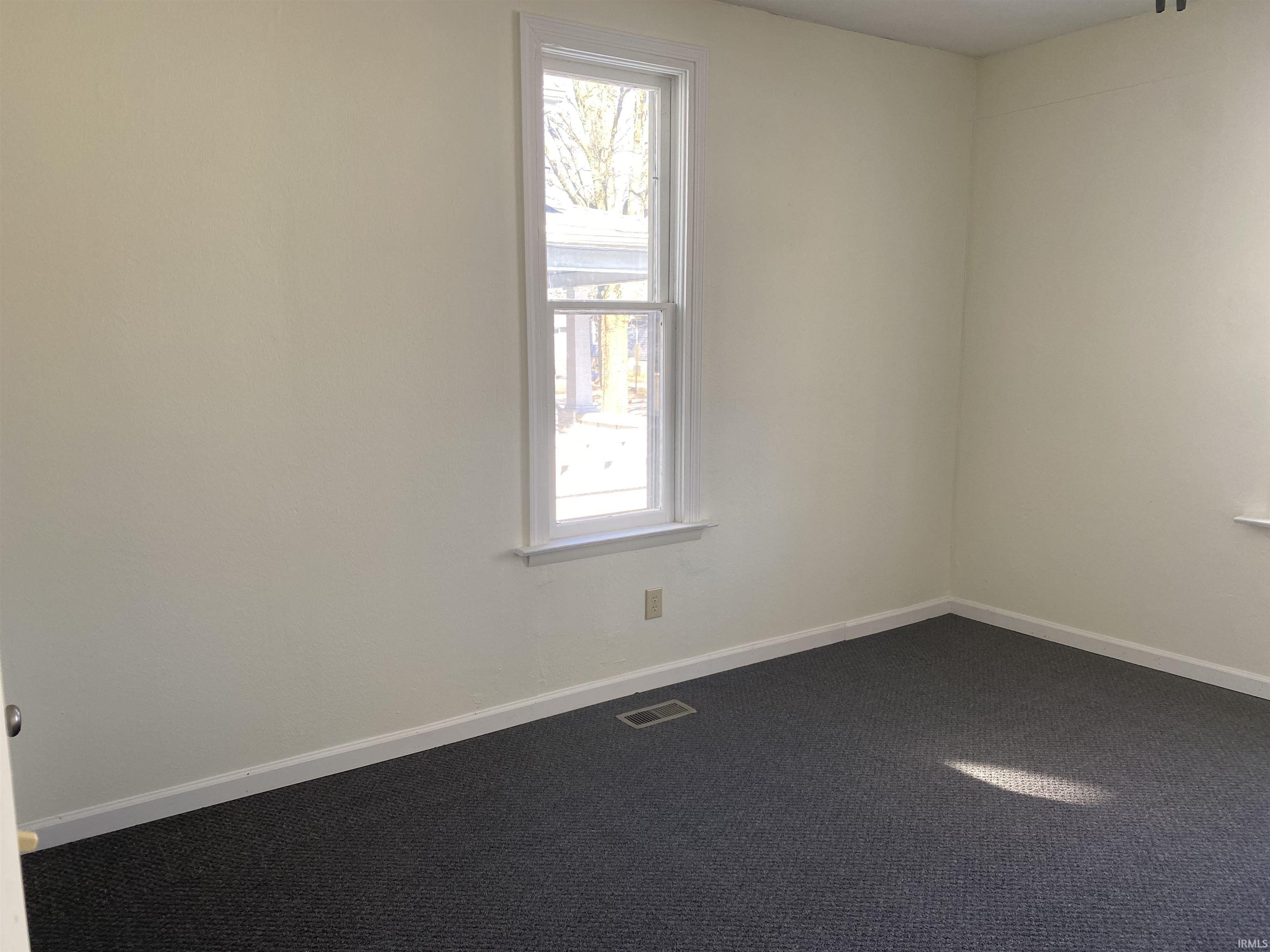 608 Madison Street Rochester, IN 46975 - Photo 34 of 36 Gallery Image 34