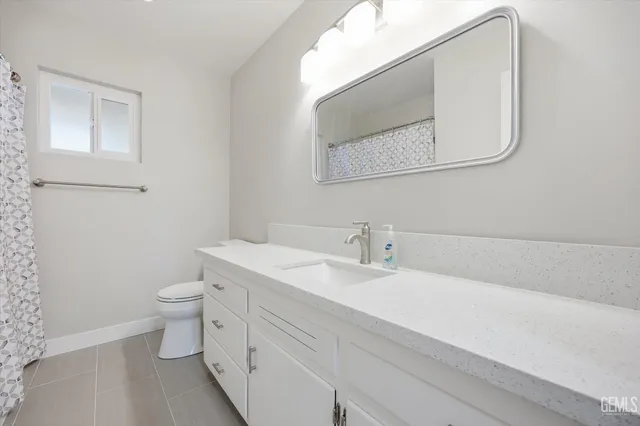 $320,000 | Undisclosed Address, Taft, CA 93268