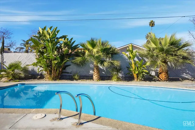 $320,000 | Undisclosed Address, Taft, CA 93268