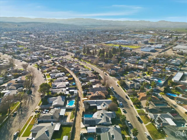 $320,000 | Undisclosed Address, Taft, CA 93268