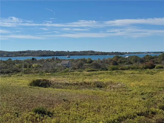 $3,250,000 | 1713 Corn Neck Road, Block Island, RI 02807