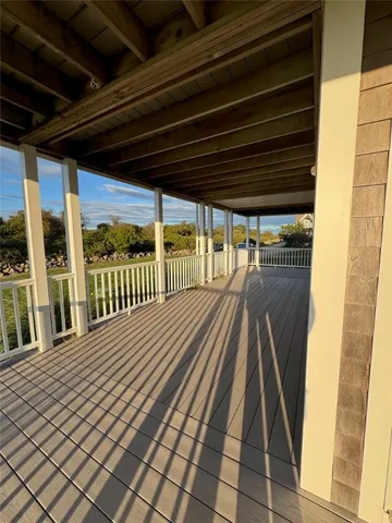 $3,250,000 | 1713 Corn Neck Road, Block Island, RI 02807