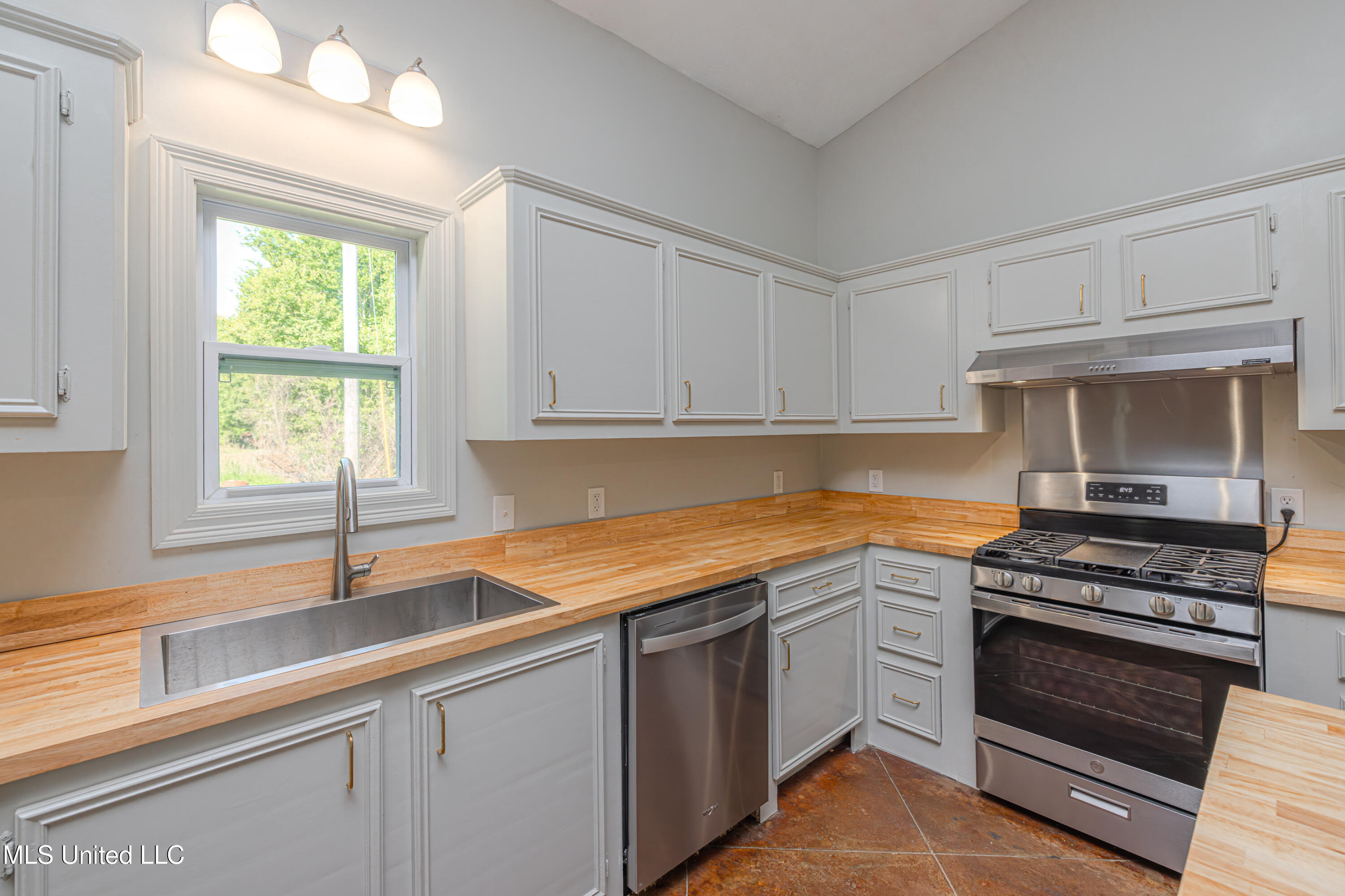 0 Warehouse Road Yazoo City, MS 39194 - Photo 85 of 102 1R4A8105