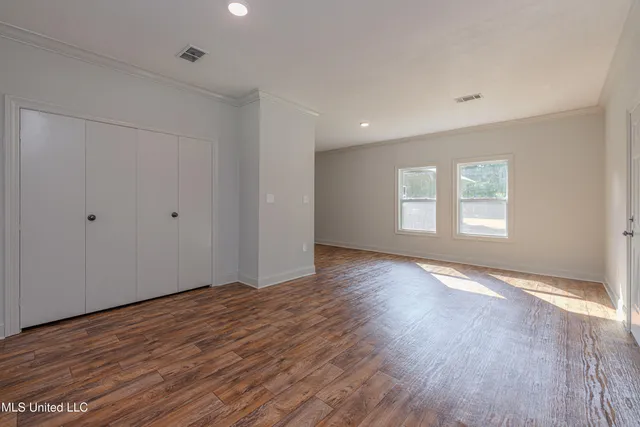 $4,215,000 | 0 Warehouse Road, Yazoo City, MS 39194