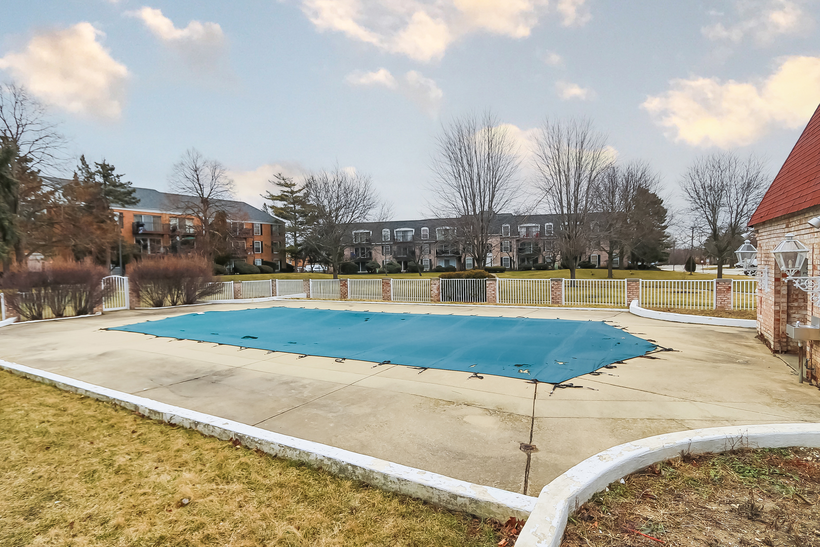 5000 Carriageway Drive, Unit 103 Rolling Meadows, IL 60008 - Photo 19 of 22 a view of a basket ball ground