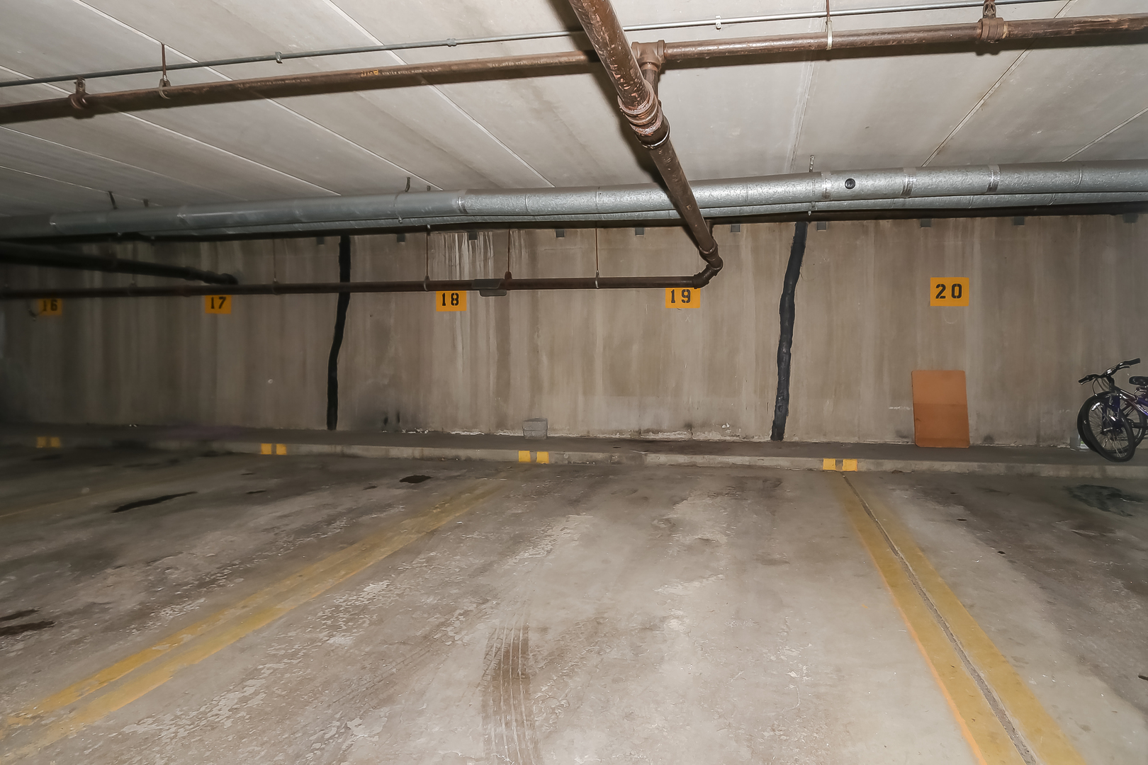 5000 Carriageway Drive, Unit 103 Rolling Meadows, IL 60008 - Photo 20 of 22 a view of a garage