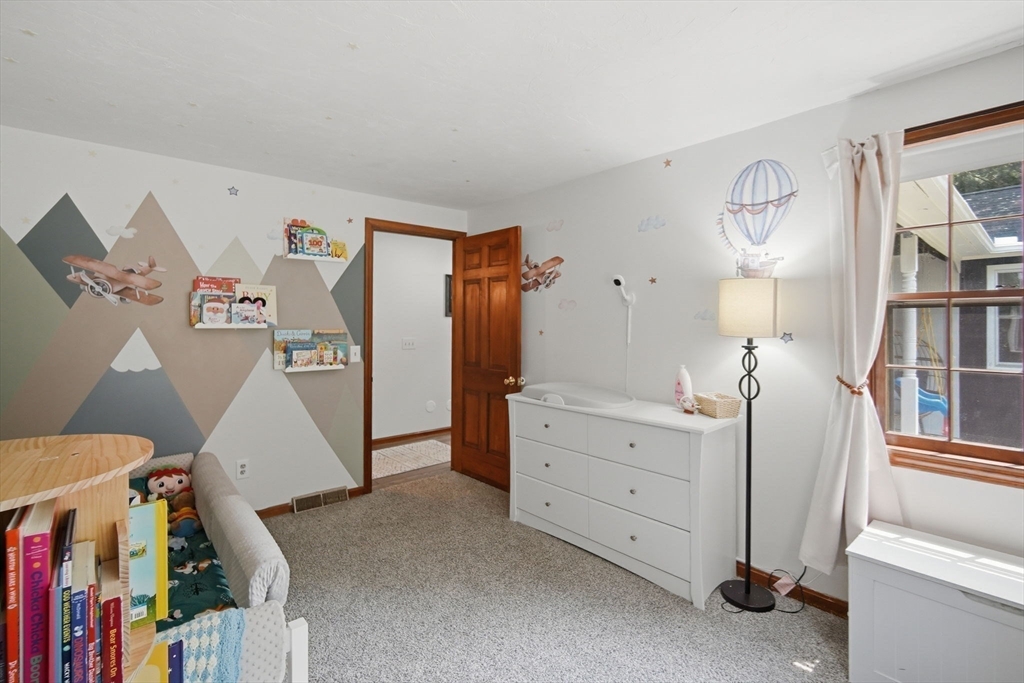 98 Hollow Road Brimfield, MA 01010 - Photo 21 of 39