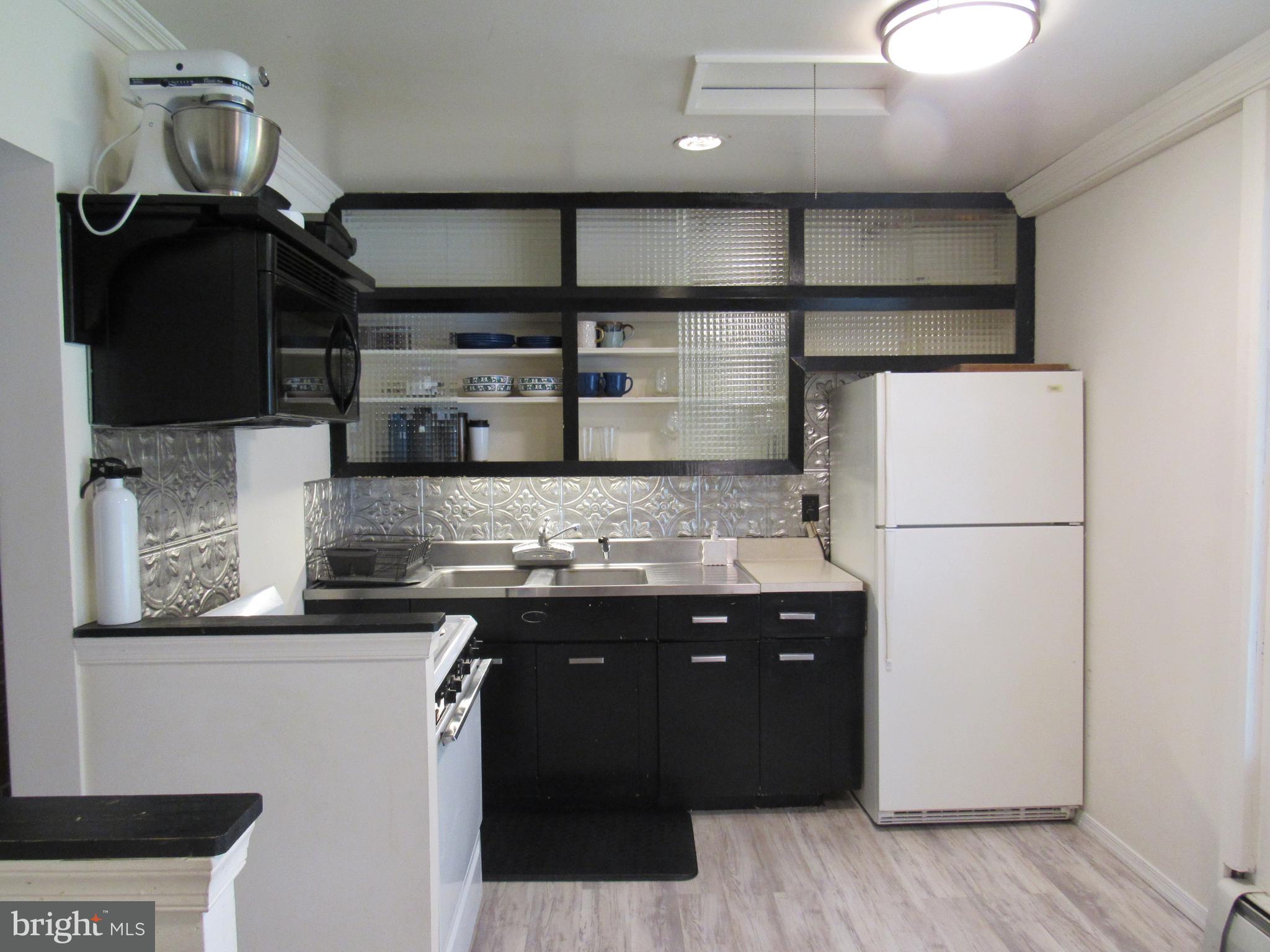 1513 Wogan Road York, PA 17404 - Photo 8 of 32