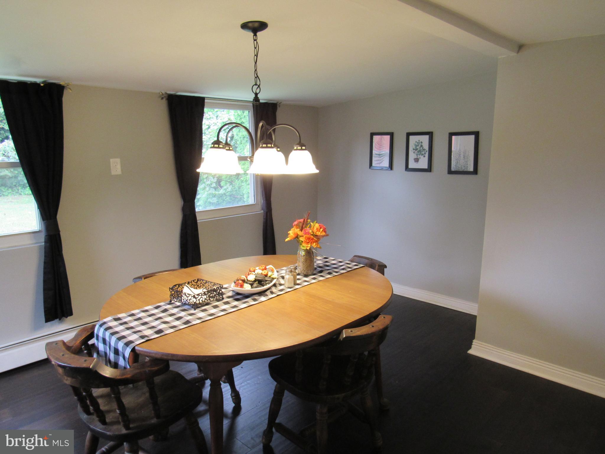 1513 Wogan Road York, PA 17404 - Photo 10 of 32 Dining Room or can be a family room.