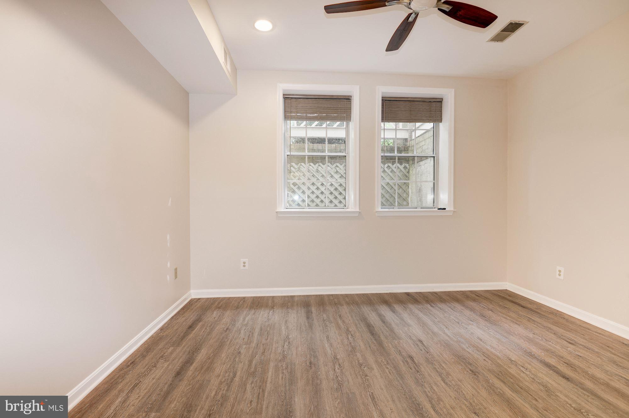 1317 Garden Wall Court, Unit 401 Reston, VA 20194 - Photo 21 of 68