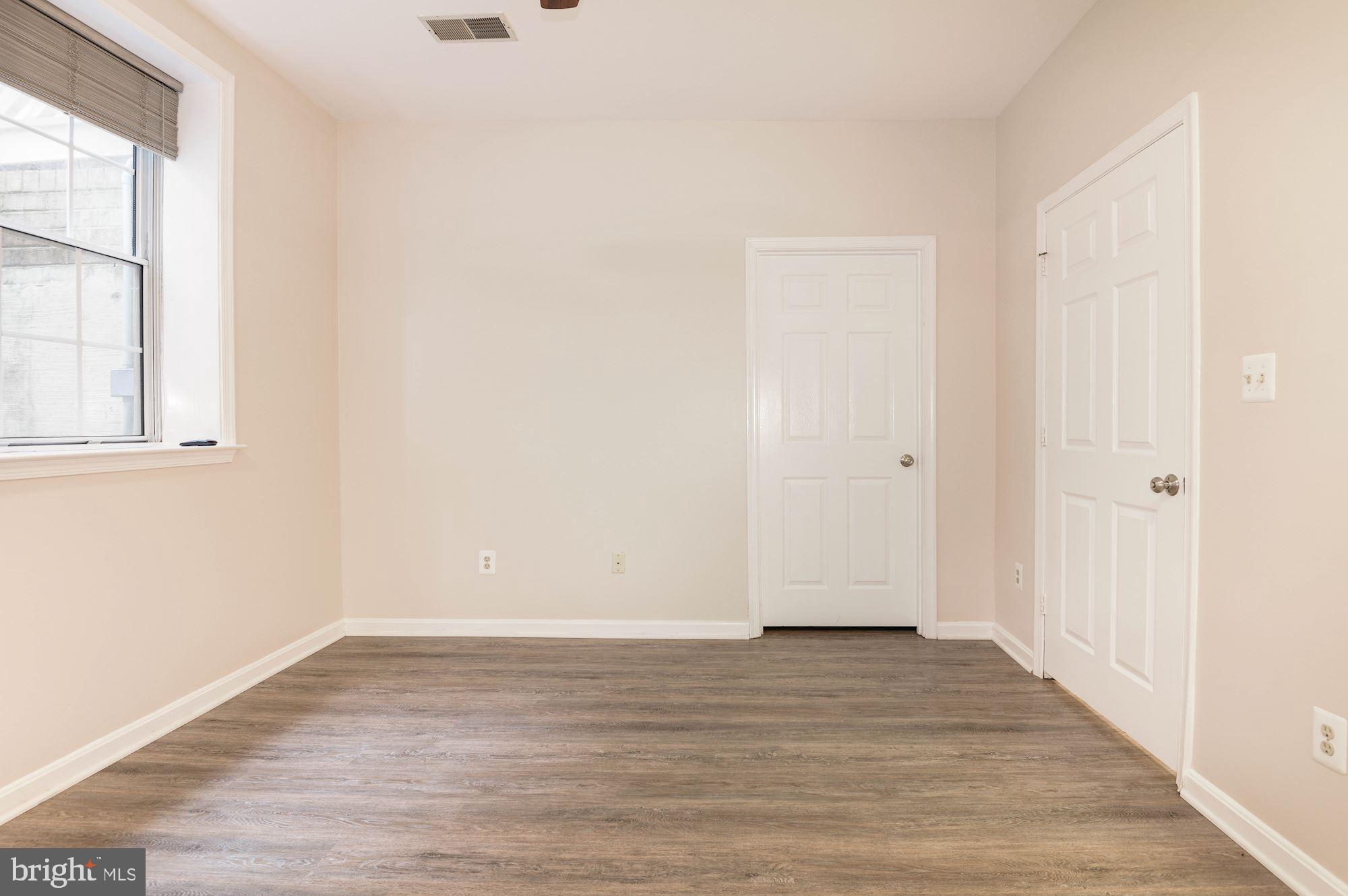 1317 Garden Wall Court, Unit 401 Reston, VA 20194 - Photo 22 of 68