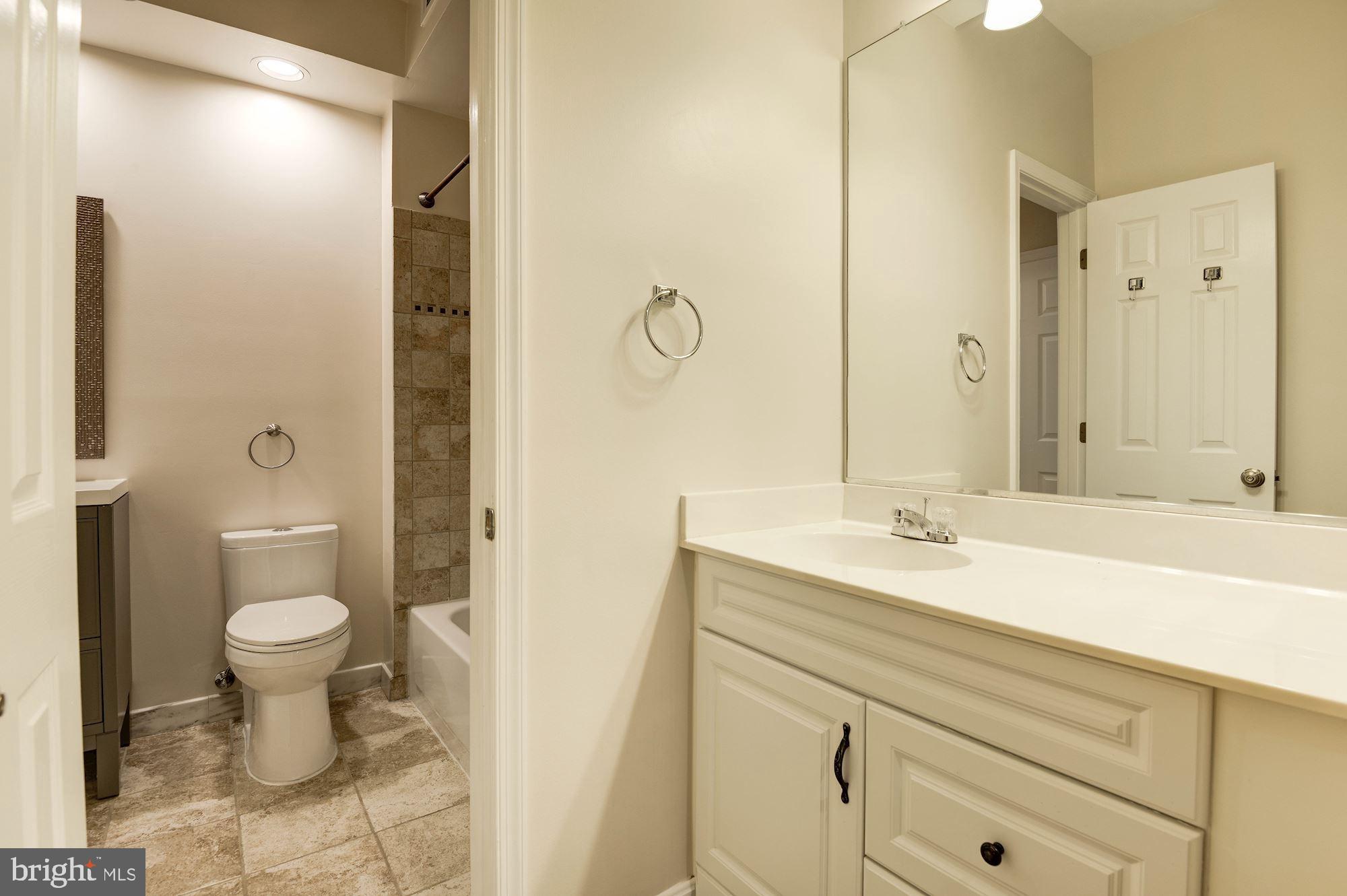 1317 Garden Wall Court, Unit 401 Reston, VA 20194 - Photo 27 of 68
