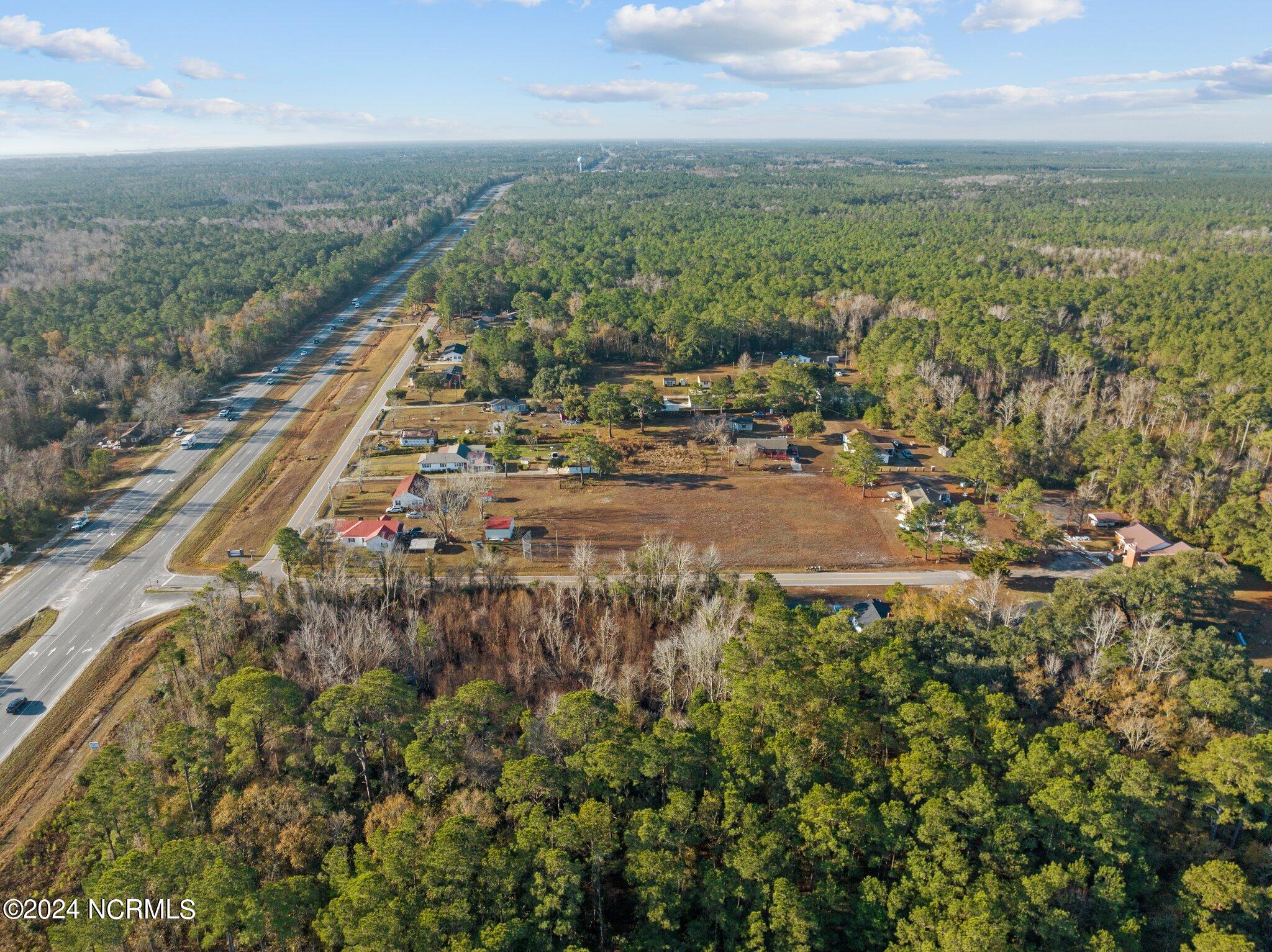2 Christian Chapel Road Hampstead, NC 28443 - Photo 4 of 6 10-web-or-mls-DJI_0641