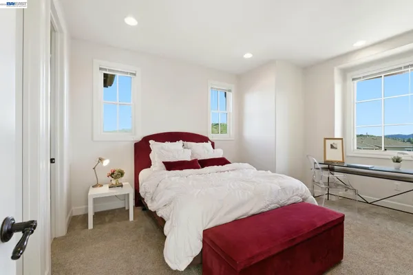 $2,750,000 | 201 Willowbrook Lane, Moraga, CA 94556