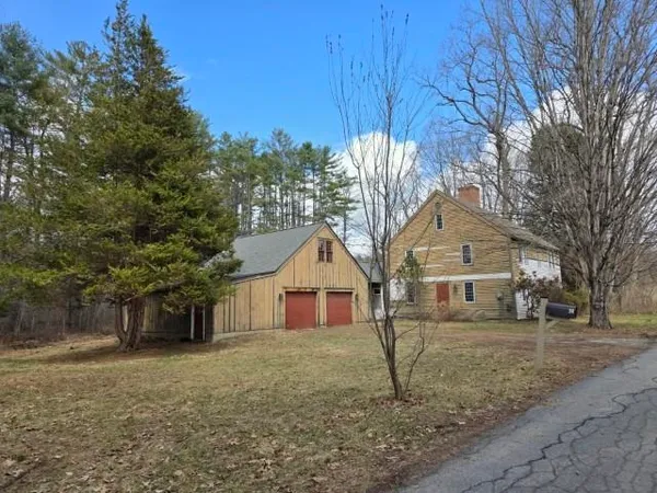 $205,000 | 34 Upper Meadows Road, Rockingham, VT 05101