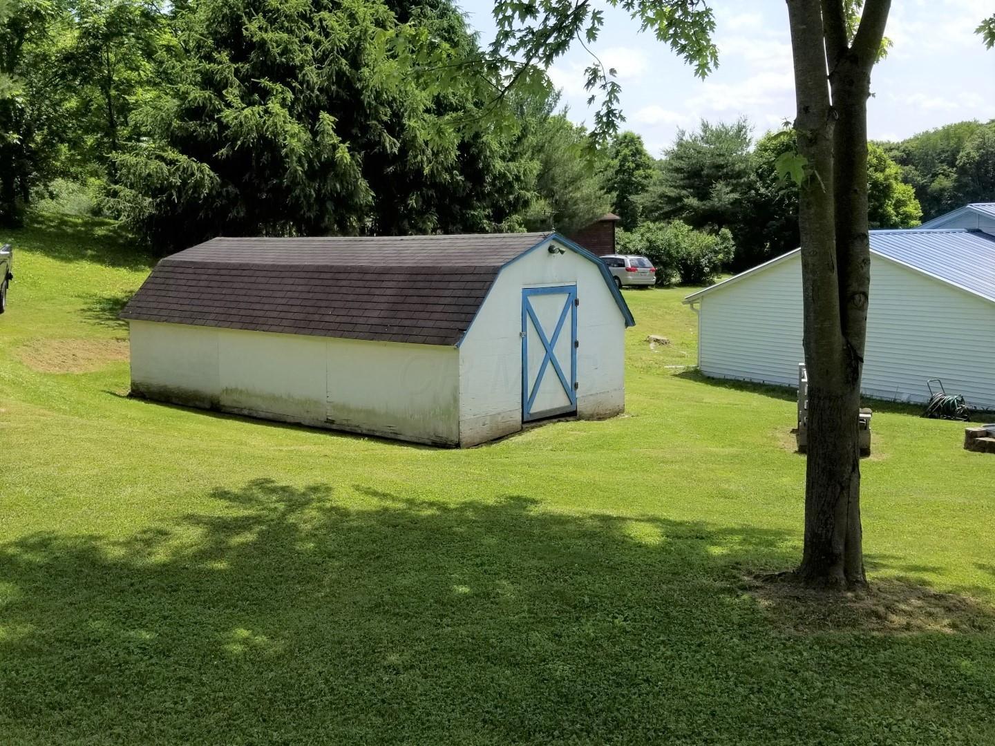 7296 Crooks Road Southwest Lancaster, OH 43130 - Photo 24 of 32