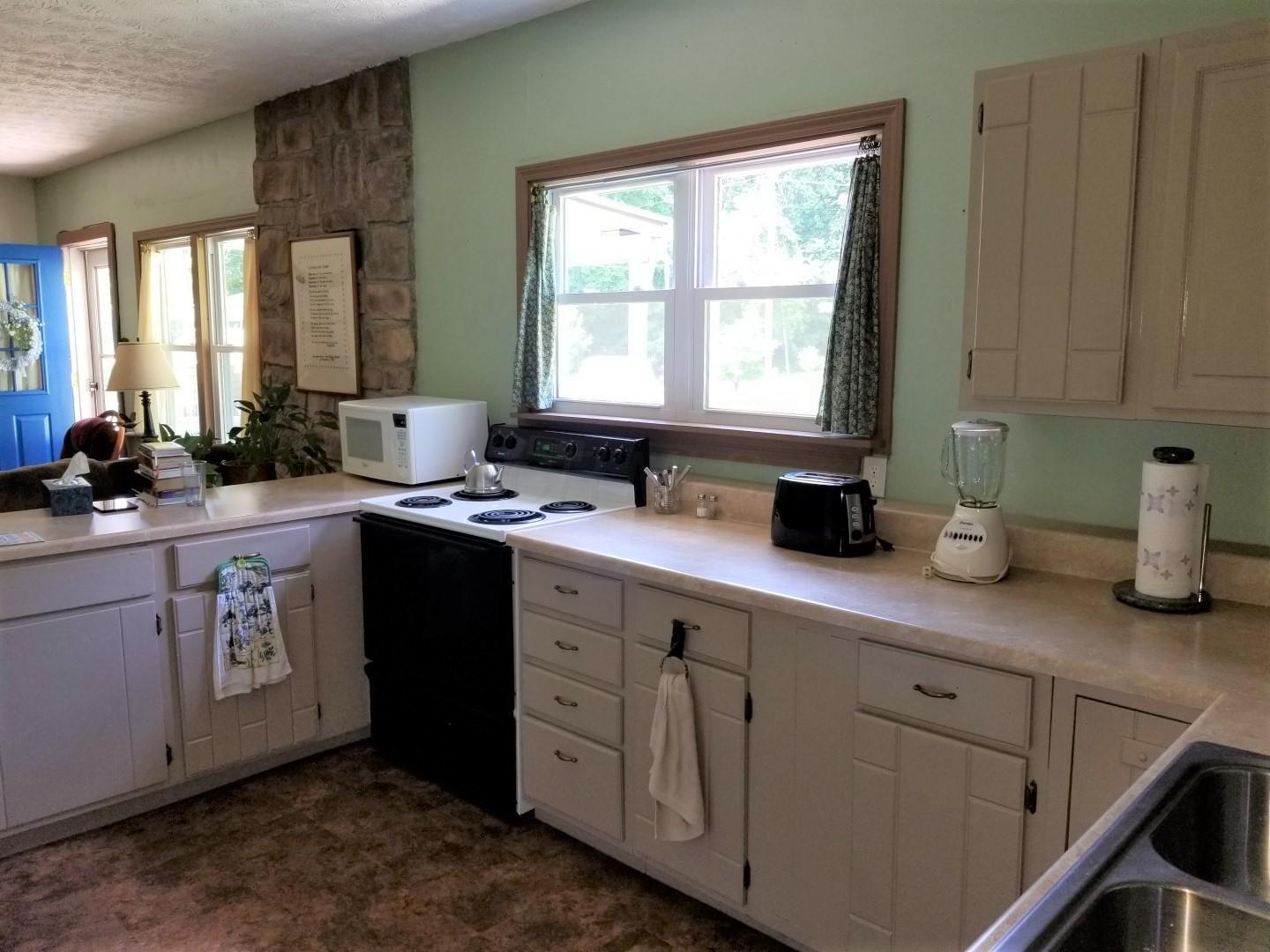 7296 Crooks Road Southwest Lancaster, OH 43130 - Photo 9 of 32