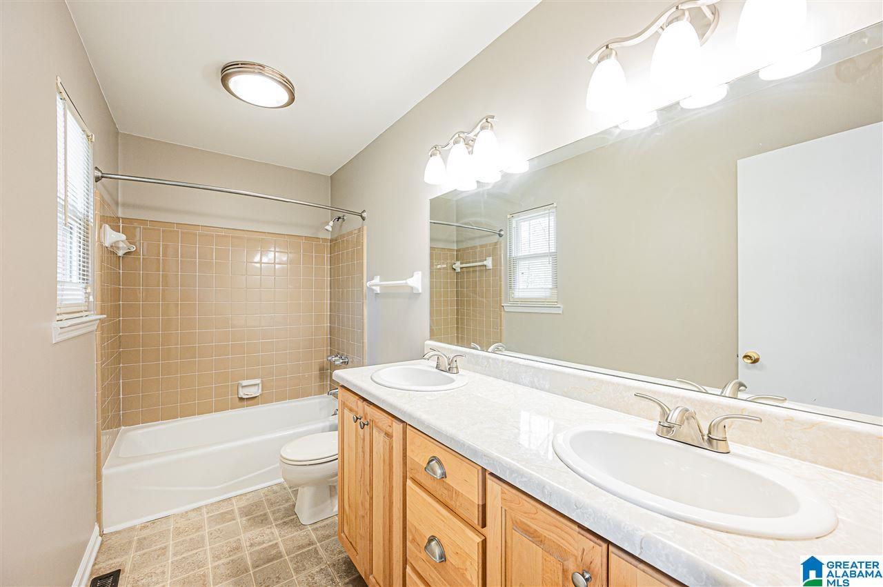 180 Paleo Place Pelham, AL 35124 - Photo 19 of 48