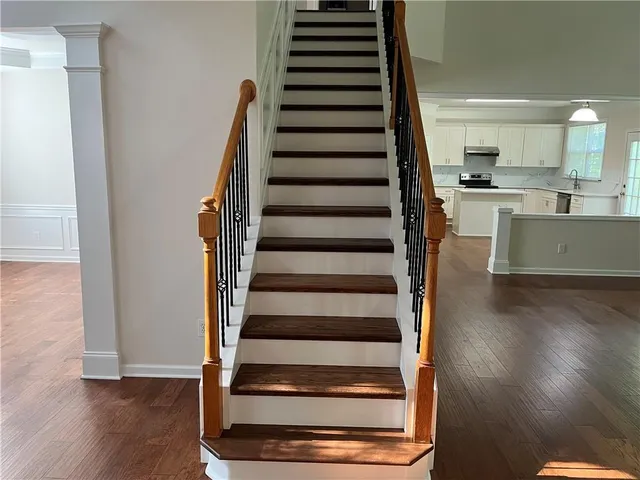 $868,000 | 555 Midhurst Place, Johns Creek, GA 30024