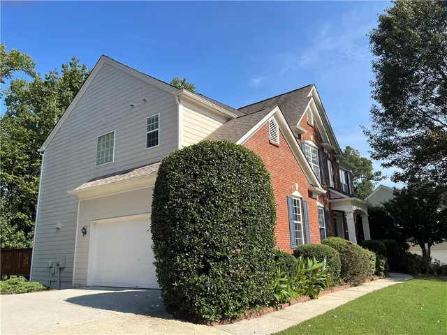 $868,000 | 555 Midhurst Place, Johns Creek, GA 30024