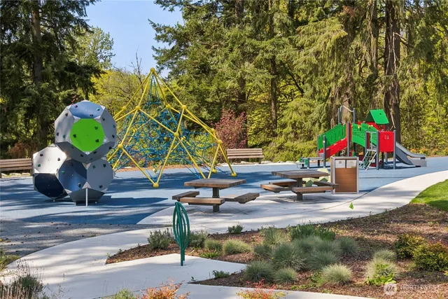 $1,439,995 | 11510 Southeast 83rd Place, Unit 8, Newcastle, WA 98056