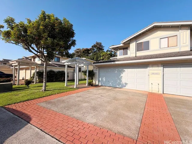 $3,200 | 95-235 Waioleka Street, Unit 70, Mililani, HI 96789
