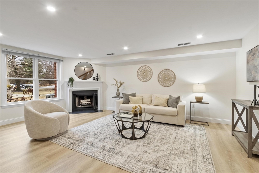 75 Page Road, Unit 20 Bedford, MA 01730 - Photo 3 of 41
