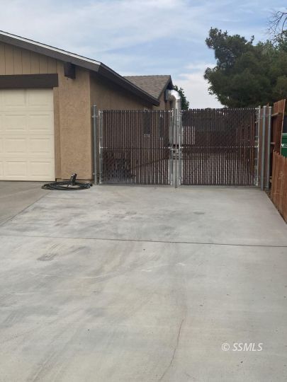 1106 North Mono Court Ridgecrest, CA 93555 - Photo 6 of 27 Gallery Image 6