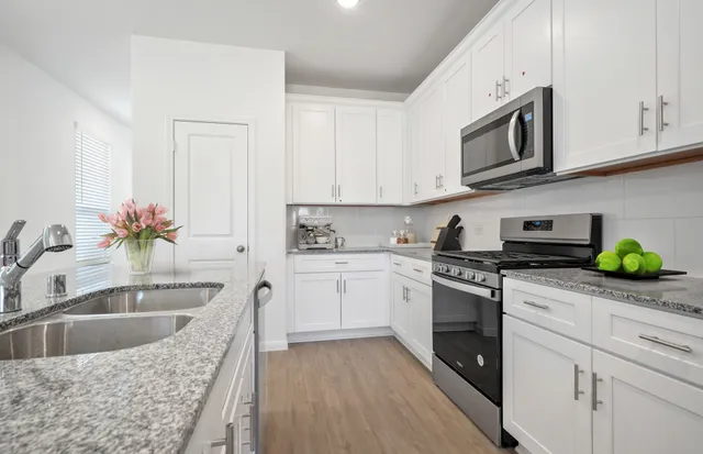 $290,210 | 6830 Bens Landing Cove, Cove, TX 77523