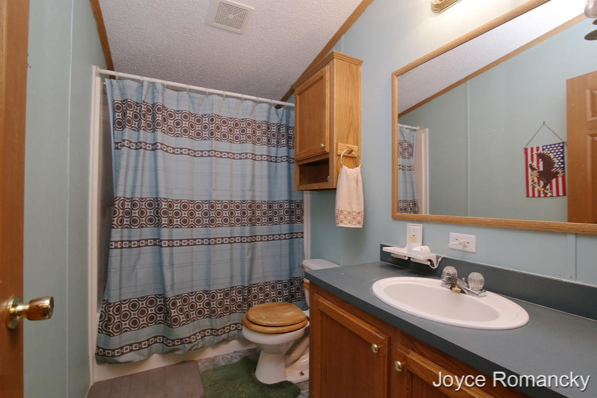 15485 Gates Road Howard City, MI 49329 - Photo 18 of 28 15502Gates