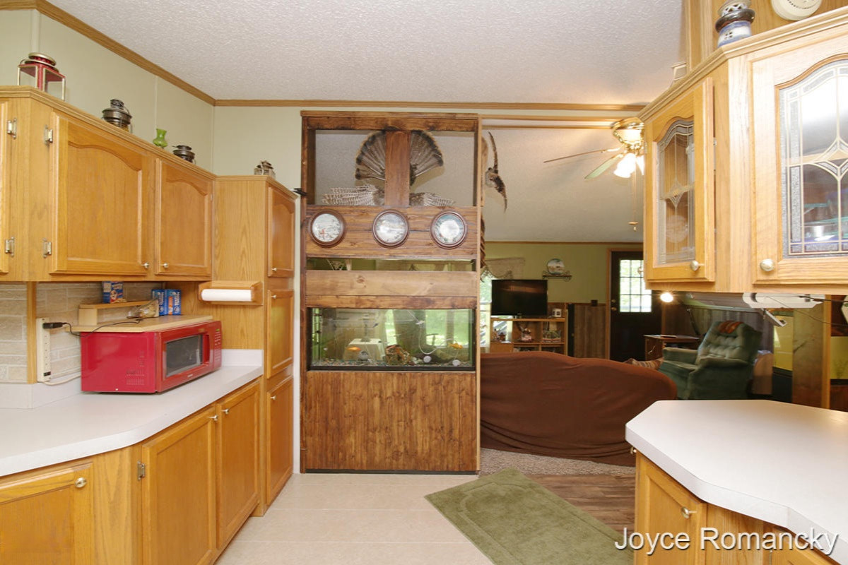 15485 Gates Road Howard City, MI 49329 - Photo 9 of 28 15493Gates