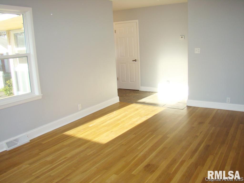 3555 Stanton Street Springfield, IL 62703 - Photo 6 of 24