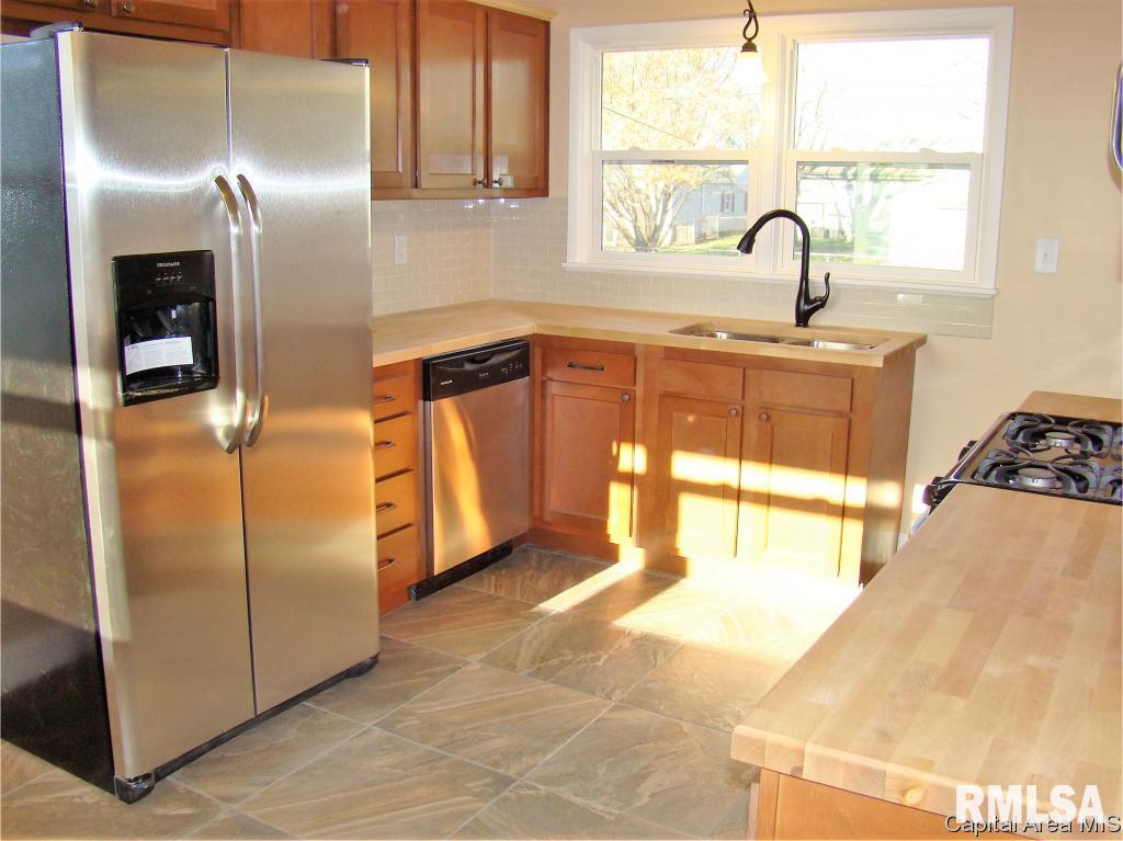 3555 Stanton Street Springfield, IL 62703 - Photo 7 of 24