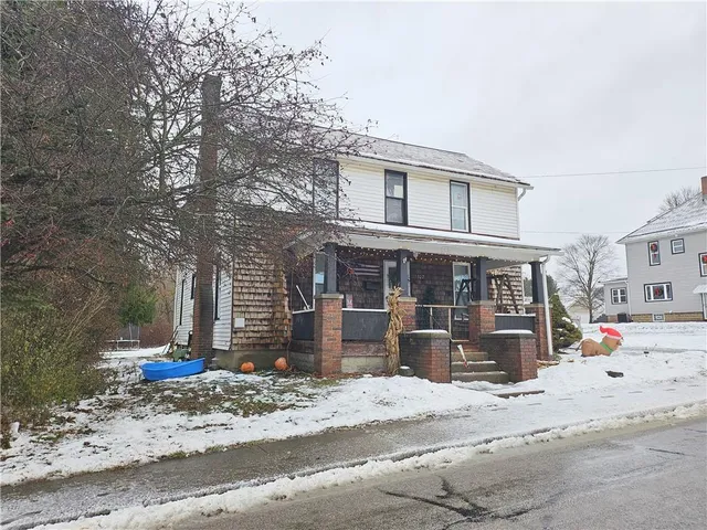 $159,900 | 302 West Cooper Street, Slippery Rock, PA 16057