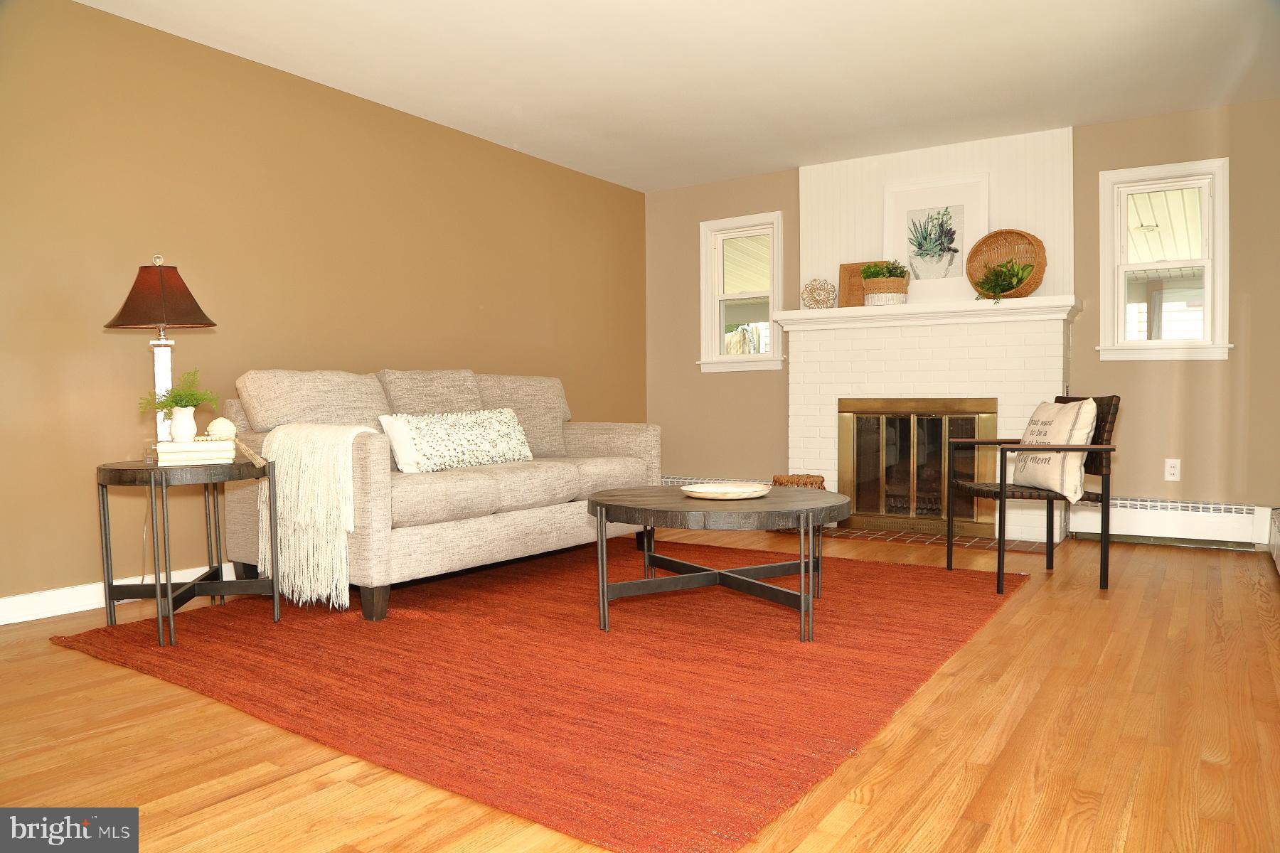 1530 Ridgeview Avenue Lancaster, PA 17603 - Photo 6 of 35 Living Room with Fireplace