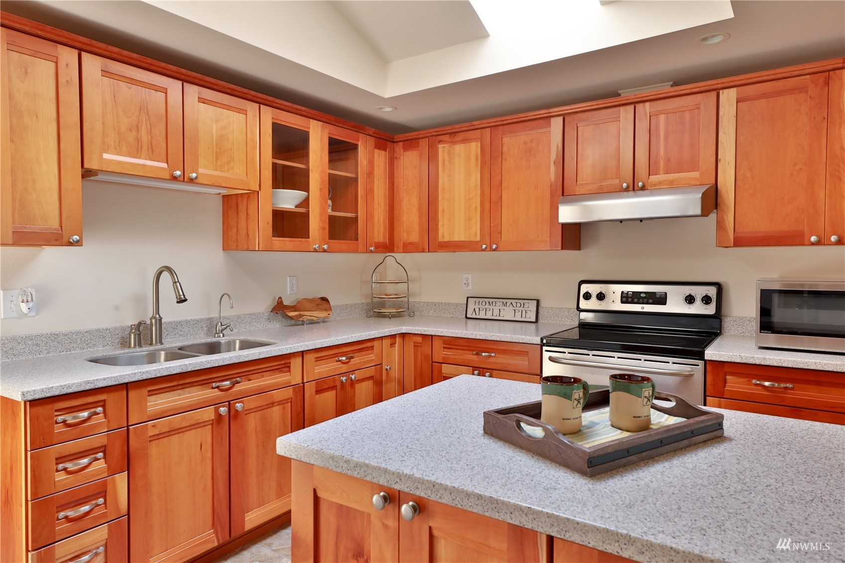 852 Old Beach Road Freeland, WA 98249 - Photo 16 of 40