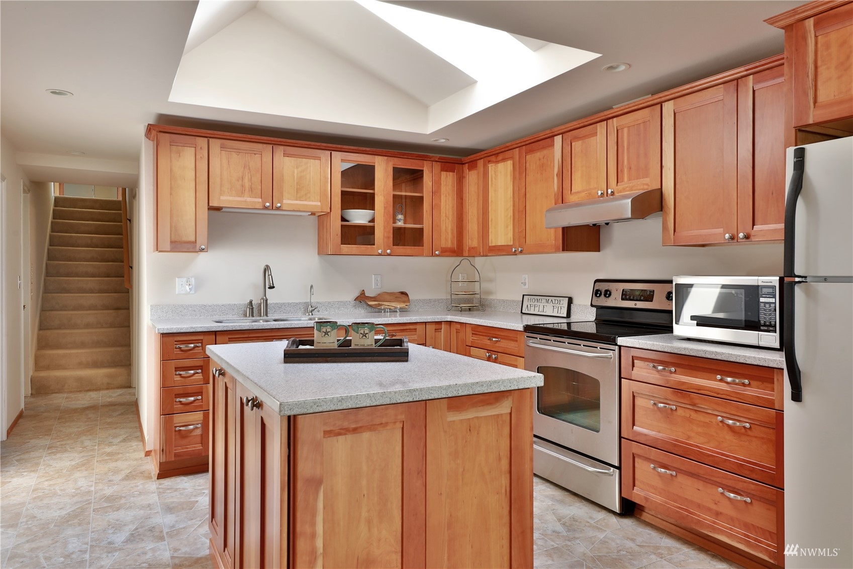 852 Old Beach Road Freeland, WA 98249 - Photo 17 of 40