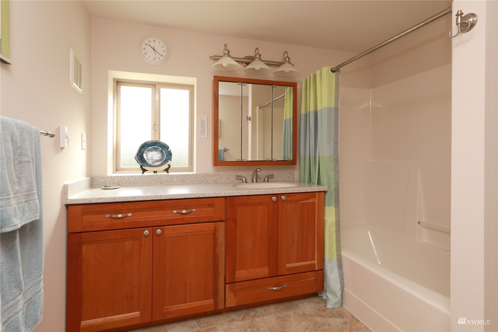 852 Old Beach Road Freeland, WA 98249 - Photo 21 of 40