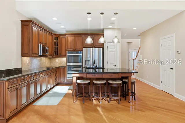 $699,900 | 186 Wicklow Drive, Bluffton, SC 29910